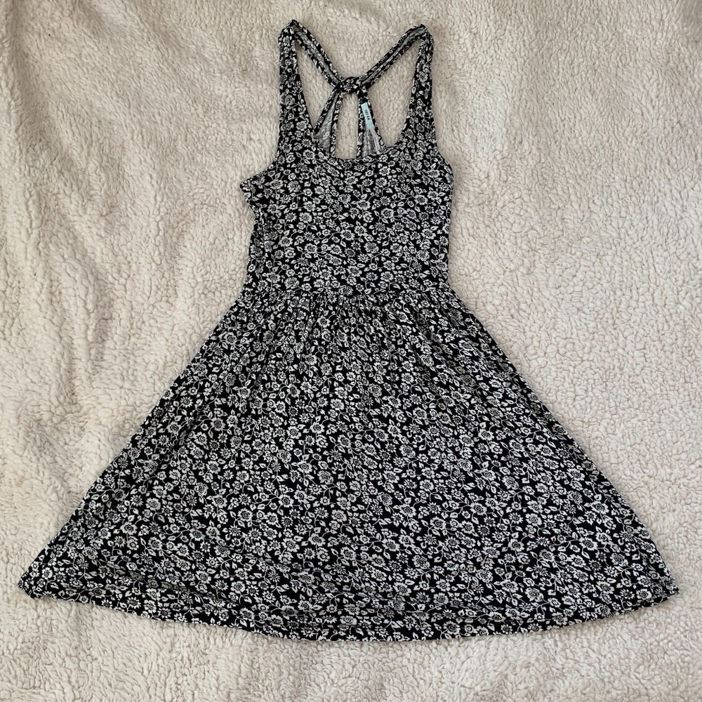Open Back Floral Dress - Black and White